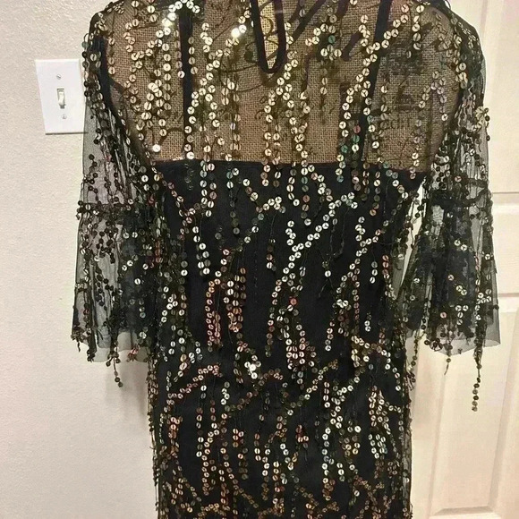 Formal/prom dress- NWOT- Arc N.C. XS black and gold sequence dress - Picture 3 of 6